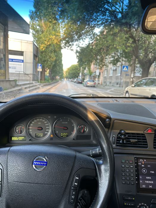 Volvo XC70 2004 2.4 D5