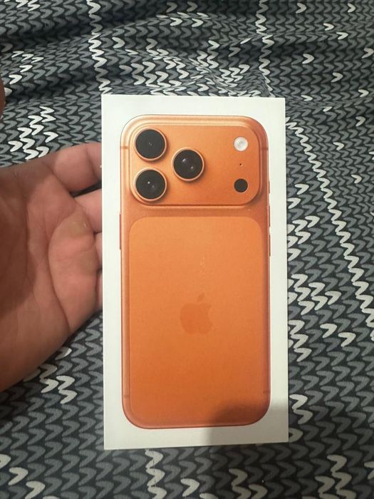 iPhone с гарантией