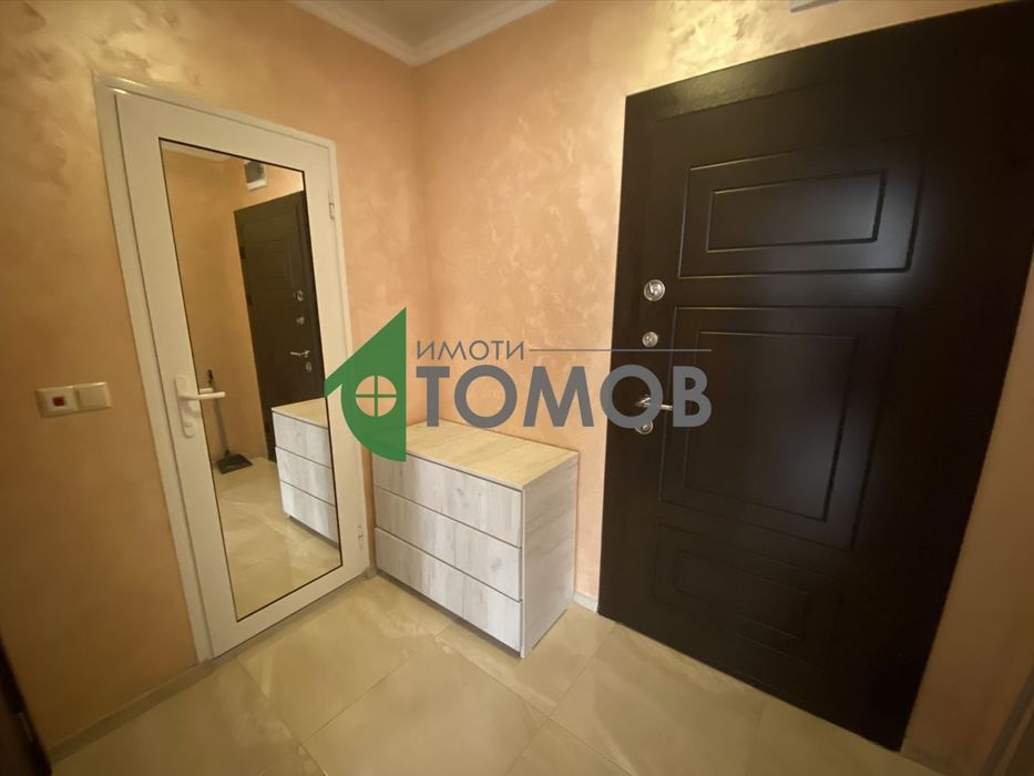 Продава се Двустаен апартамент в Шумен, Пазара - 65 кв.м за 1647 €/кв.м - Снимка #5