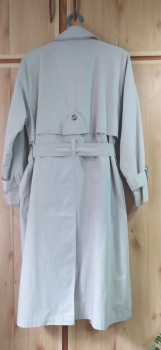 Плащ на осень женский