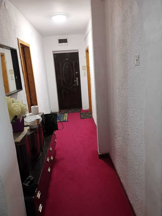 2 sau 3 camere decomandate in zona Piata Mica