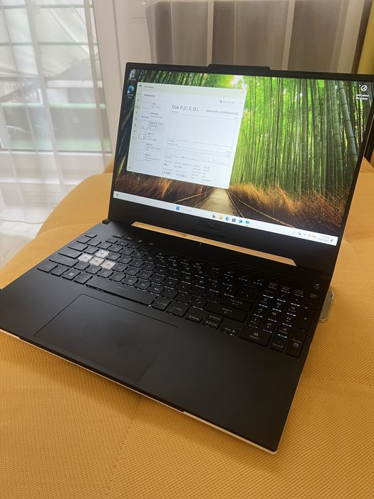 Asus TUF Dash F15 - i7 - RTX 3050 Ti - RAM 40GB