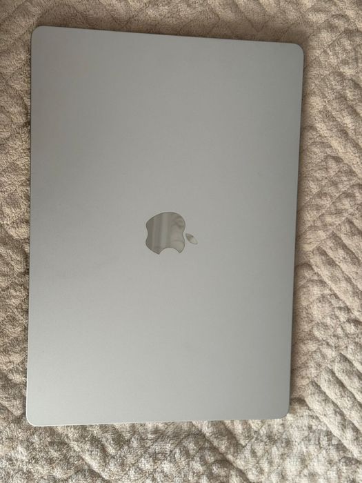 продам MacBook Air