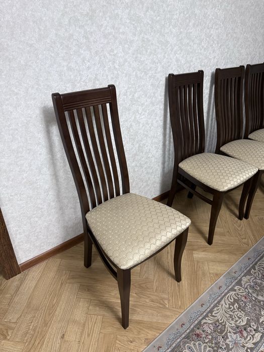 Продам! Стол, дерево Малайзия. Длина 4.6 м.