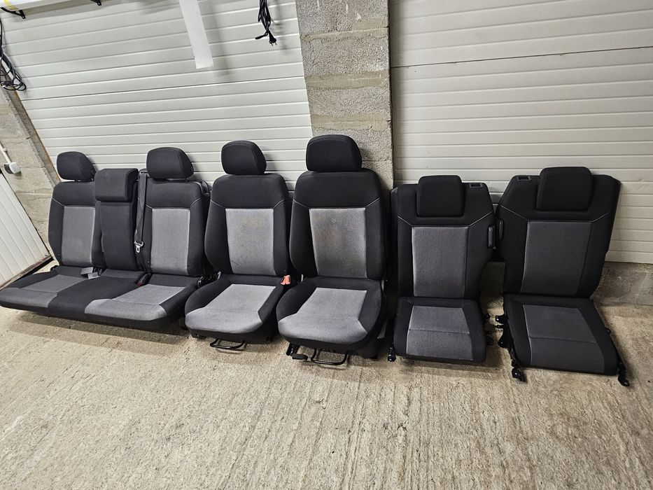 Седалки за Опел Зафира