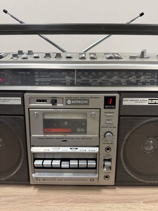 Ретро радиокасетофон HITACHI TRK-8190 E - Boombox - профилактиран