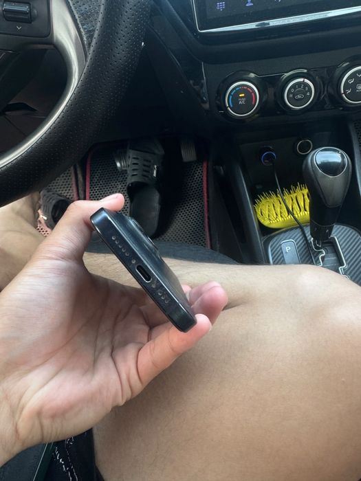 Продаю Iphone 15 pro