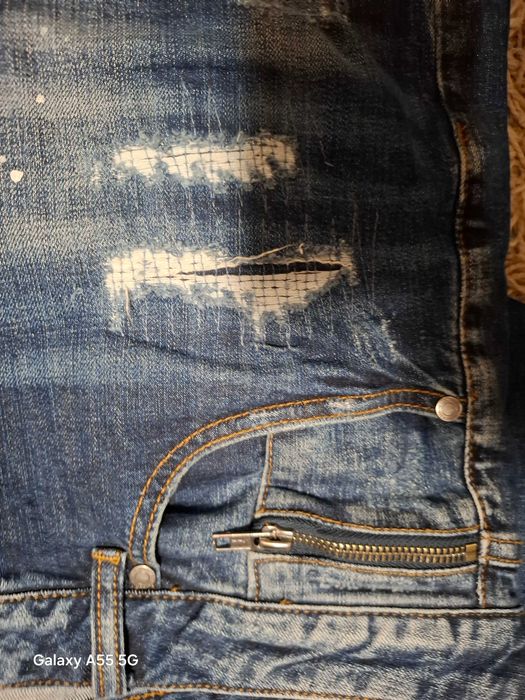 Накъсани дънки Supply & Demand