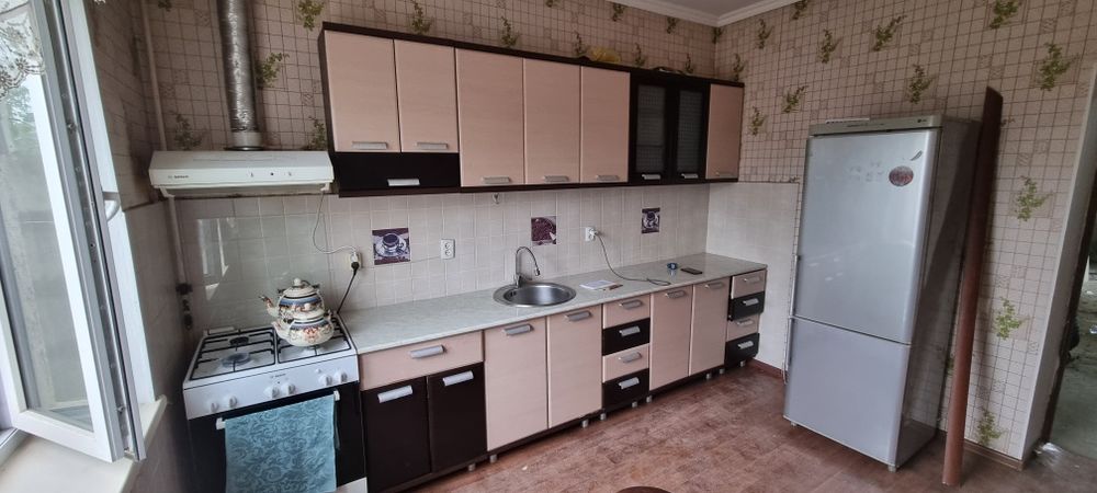 продам кухню бу, 4 мета