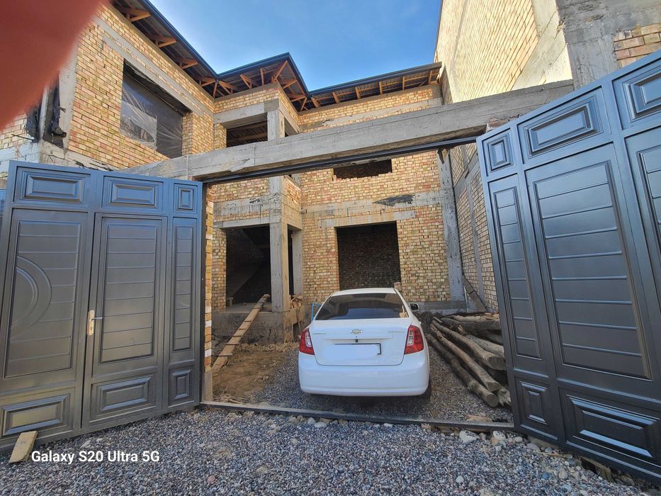 ЮНУСОБОД туманида уй сотилади