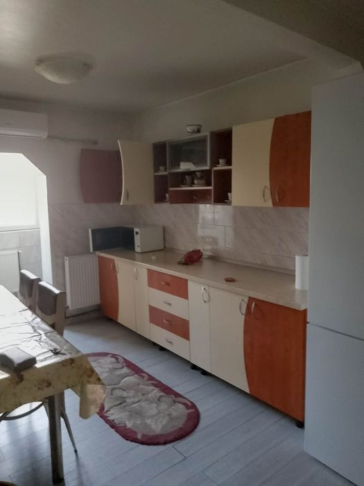Apartament 2 camere de inchiriat