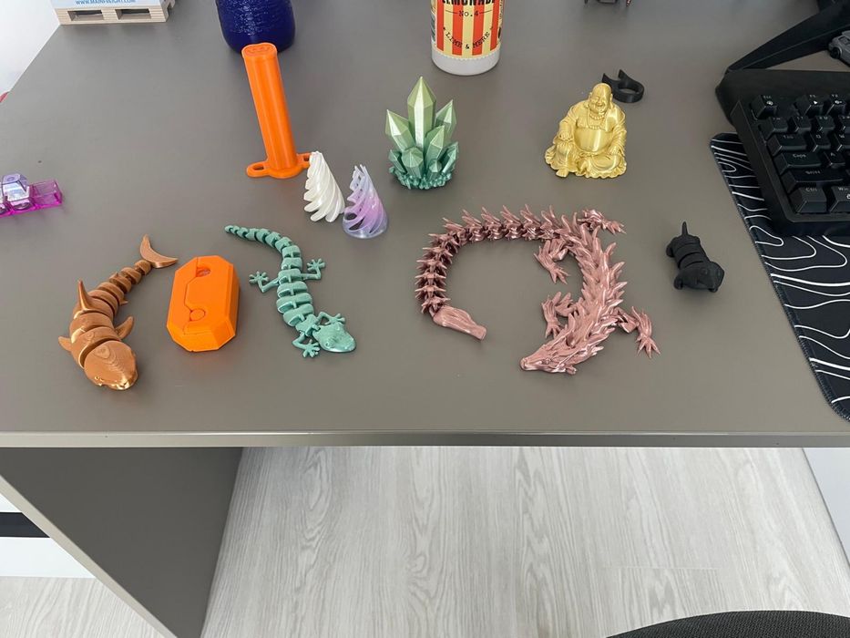 Printez modele 3d detaliate la alegere  (mai multe detalii in descriere sau contactati-ma)