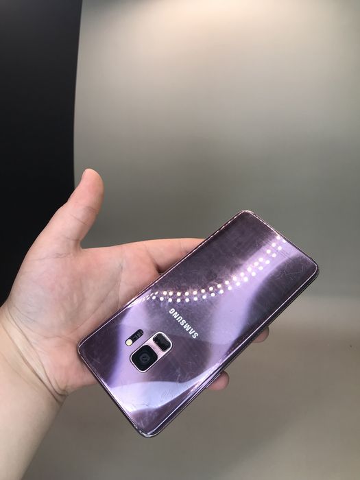 Samsung Galaxy S9 64GB purple