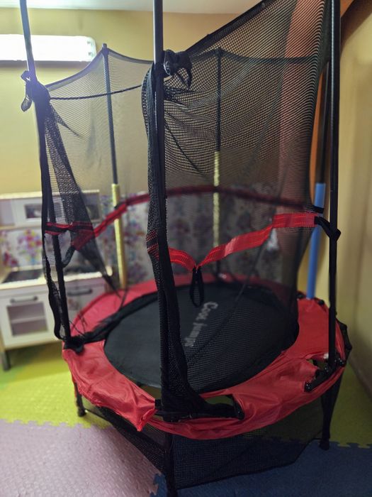 Детски батут/тръмплин