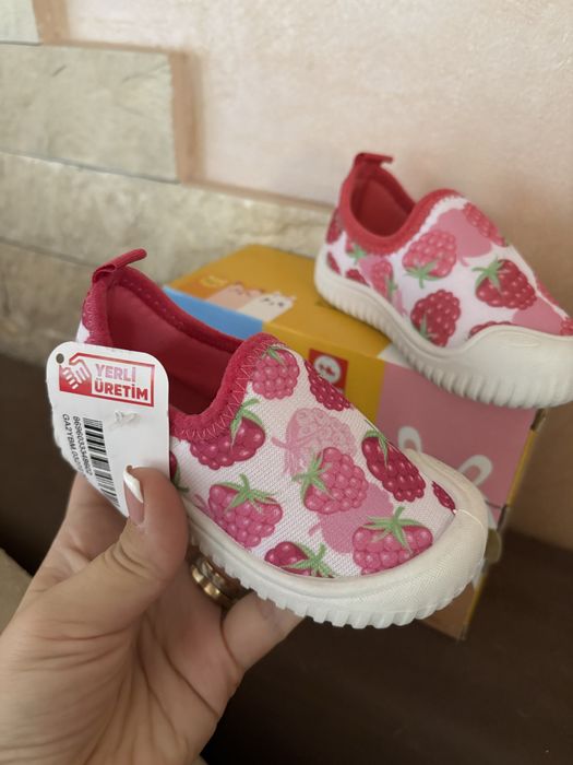 Нови пантофи Gezer номер 21