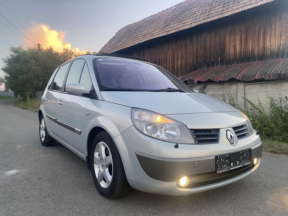 RENAULT Scenic 2004 — imagine 3