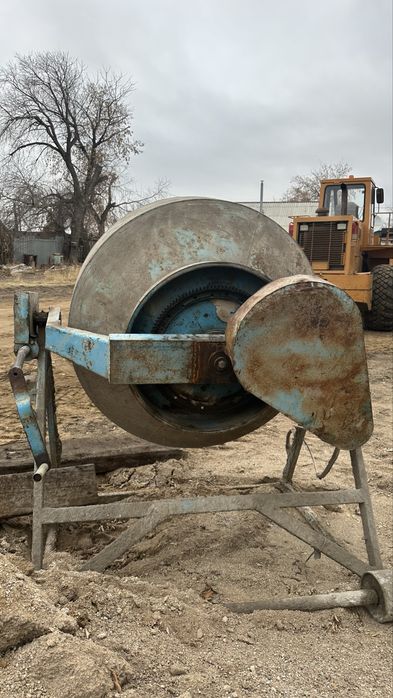 Продам бетономешалку 380 В