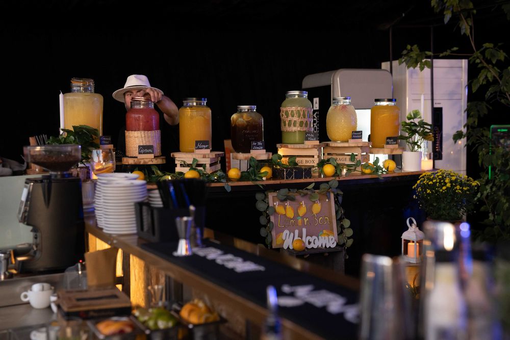 Bar mobil (cocktail bar) & servicii complete pentru evenimente