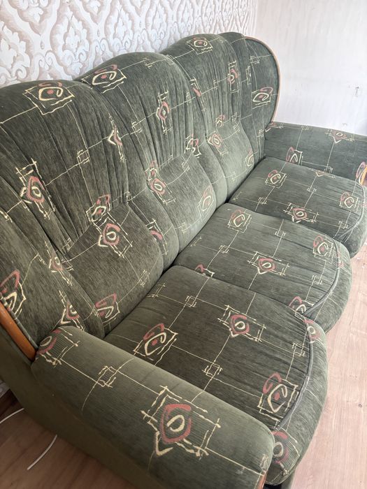 Диван в нормальном рабочем состоянии