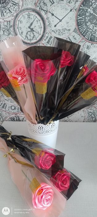 Сатенени рози -ръчно изработени
