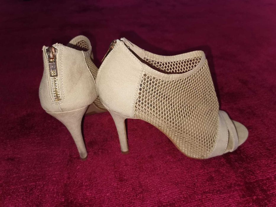 Pantofi casual, sexy, eleganti, toc stiletto, plasa, crem, fermoar, 39