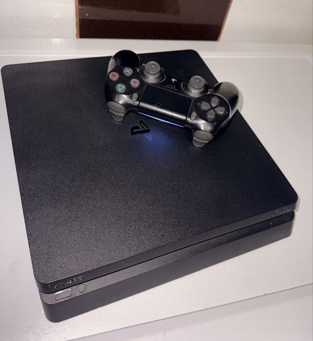Ps4 slim 7 jocuri