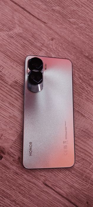 Vând Honor 90 lite in stare foarte buna