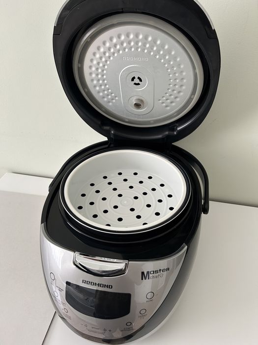 Мультиварка Редмонд