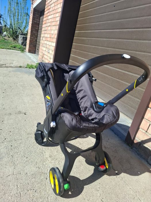 Продам автолюльку-коляску