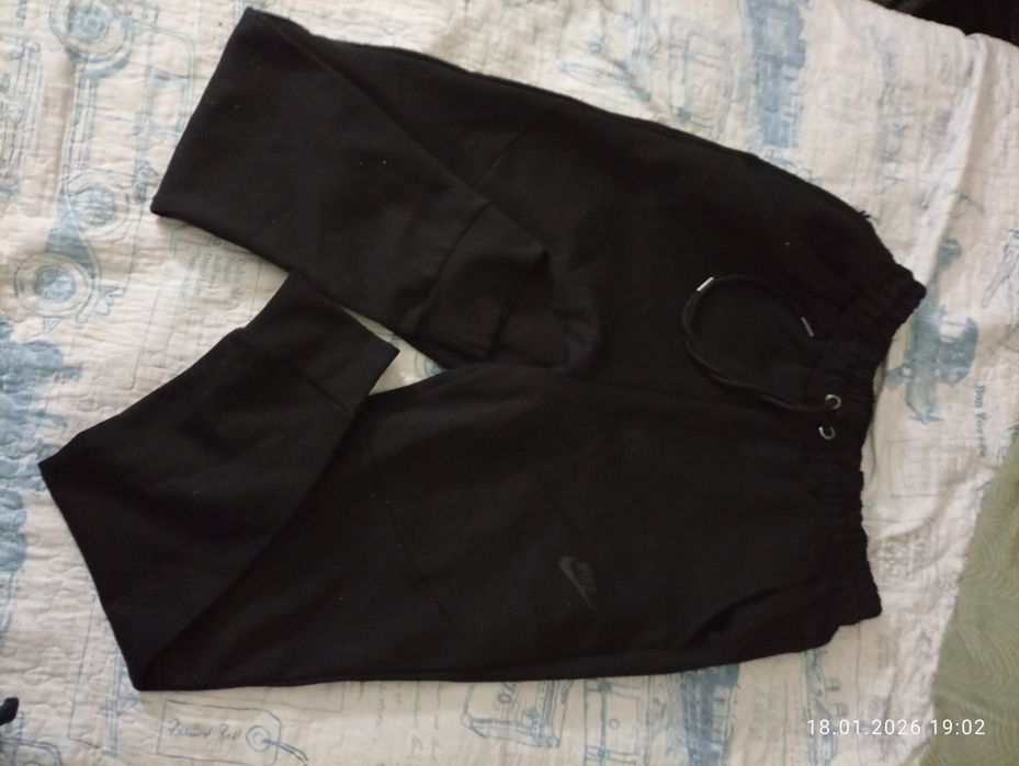 Compleu Nike tech mărimea M