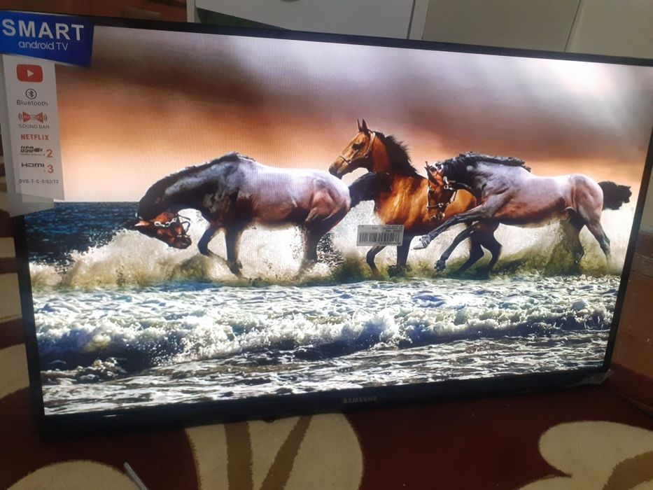 Тиливизор самсунг симарт тв 35 д новый  сотилади срочно