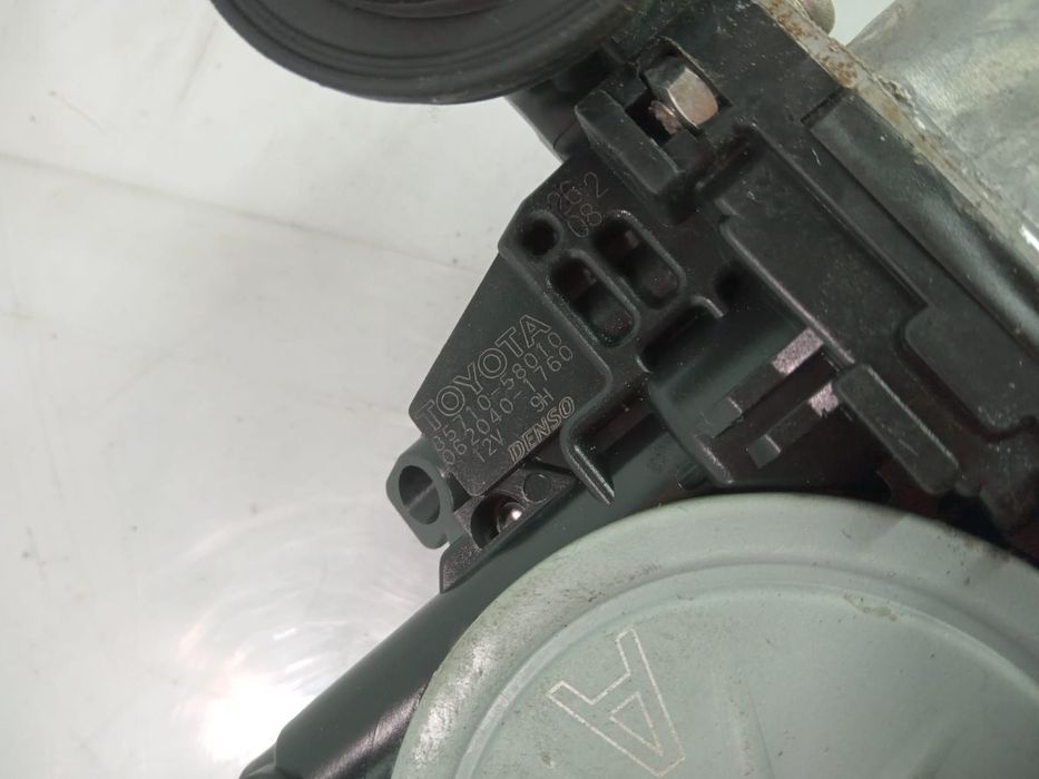 Macara 85710-58010 Lexus IS XE20  [din 2005 pana  2010]