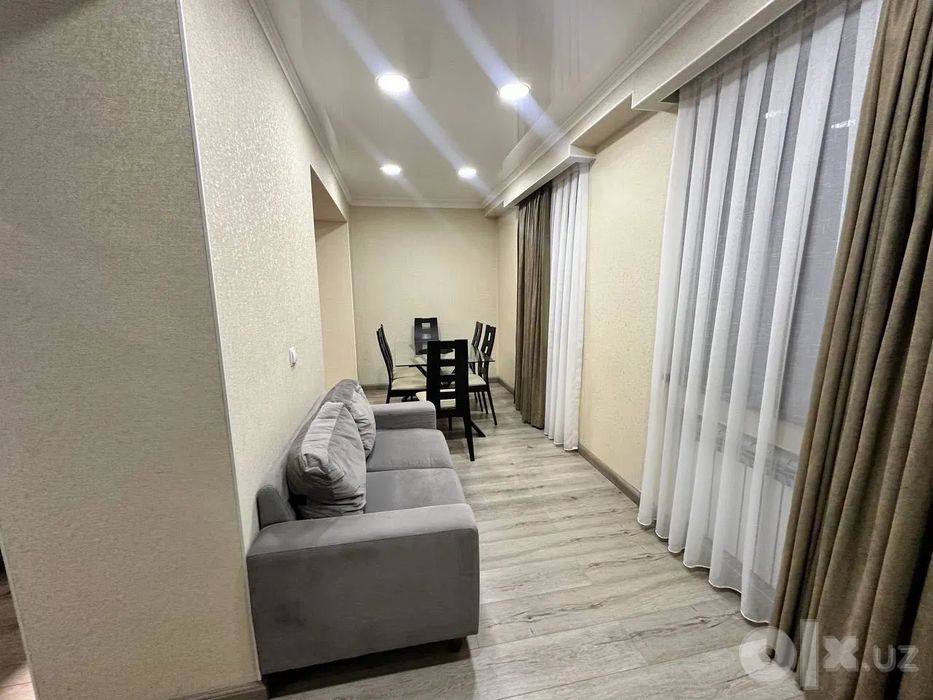 Сдаётся 3-комн Ц-1, 79 м²