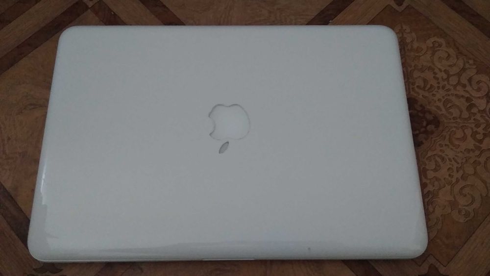 Нетбук 13.3 дюйма на Intel Atom