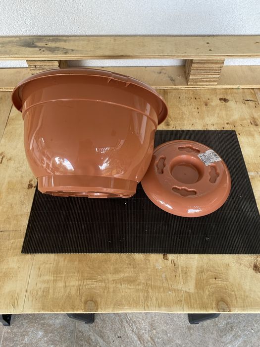 Ghiveci din plastic cu farfurie diam 27 cm