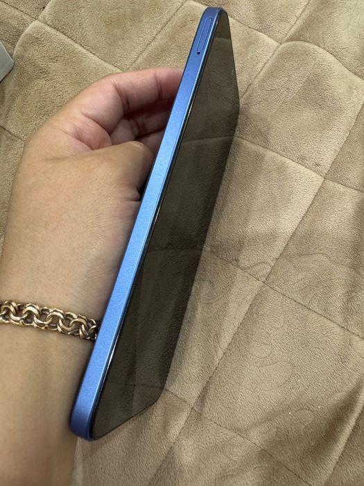 Продаю телефон Redmi 15C