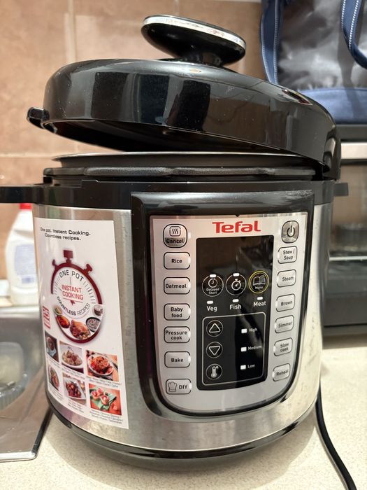 Oala sub presiune Tefal