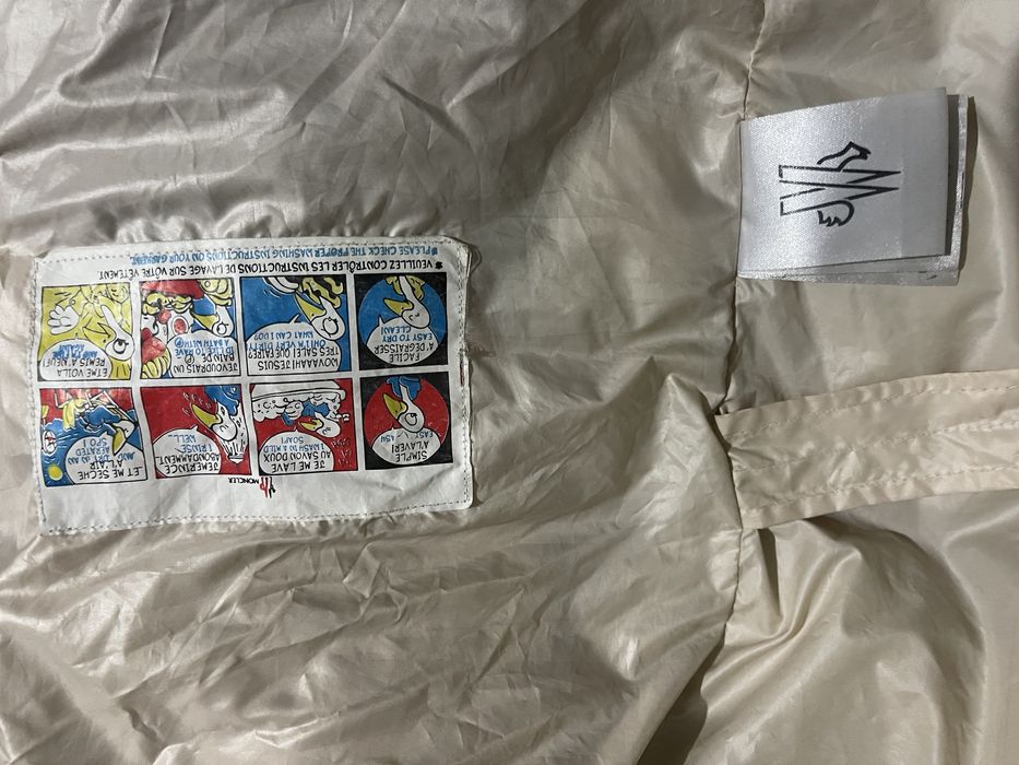 Куртка Moncler (очень теплая)