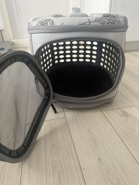 Geanta gri de transport pentru caini si pisici