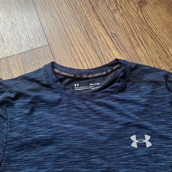 Страхотни мъжки блузи UNDER ARMOUR
размер М, без забележки като нови,