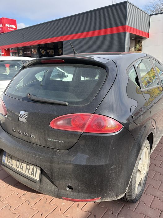 Seat Leon  , din 2009 , motor 1.9 , 105cp , geamuri , oglinzi electric