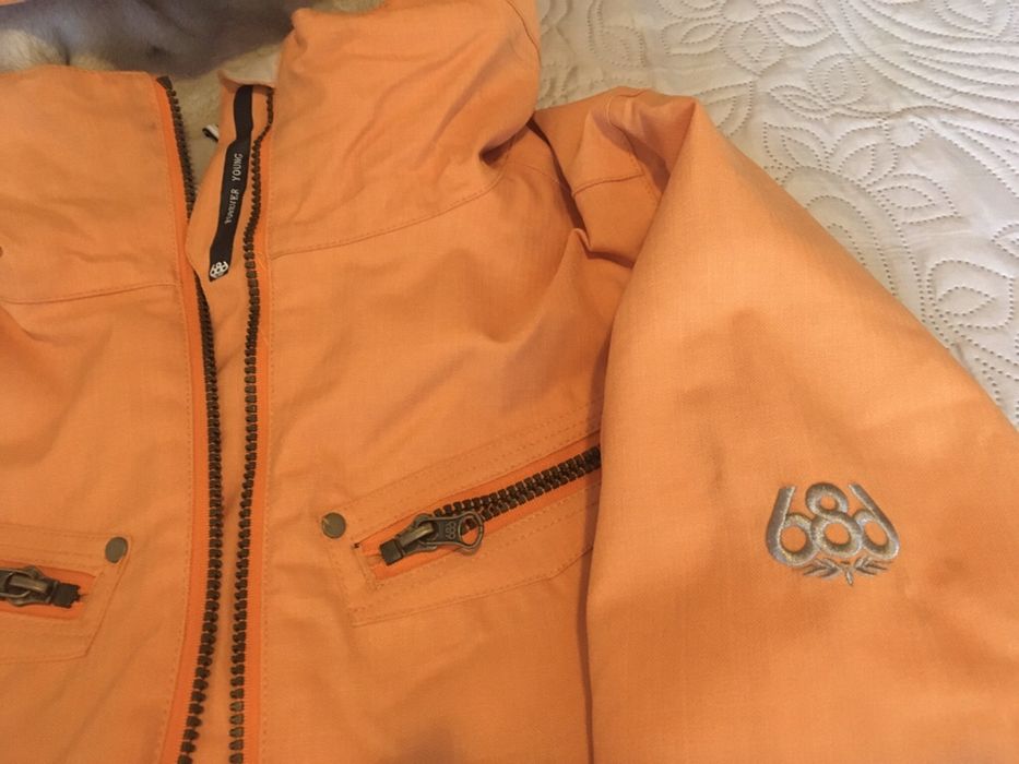 Женско ски/сноуборд яке 686 InfiDry