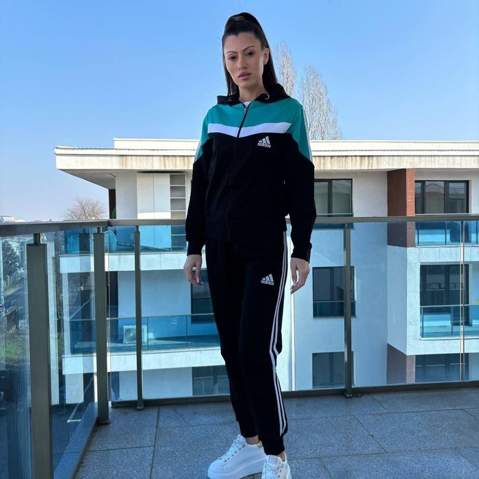 Treninguri damă culori diferite