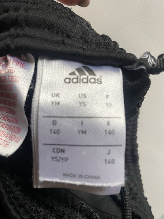 Вратарски клин Adidas (къс) – детски, размер 140 см