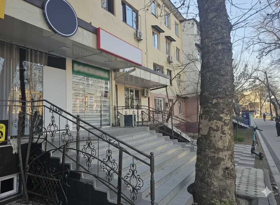 Аренда под аптеку помещение 1 линия 1 этаж Юнусабад круг (ЛА)