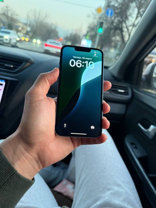 Айфон 13 в хорошем состоянии