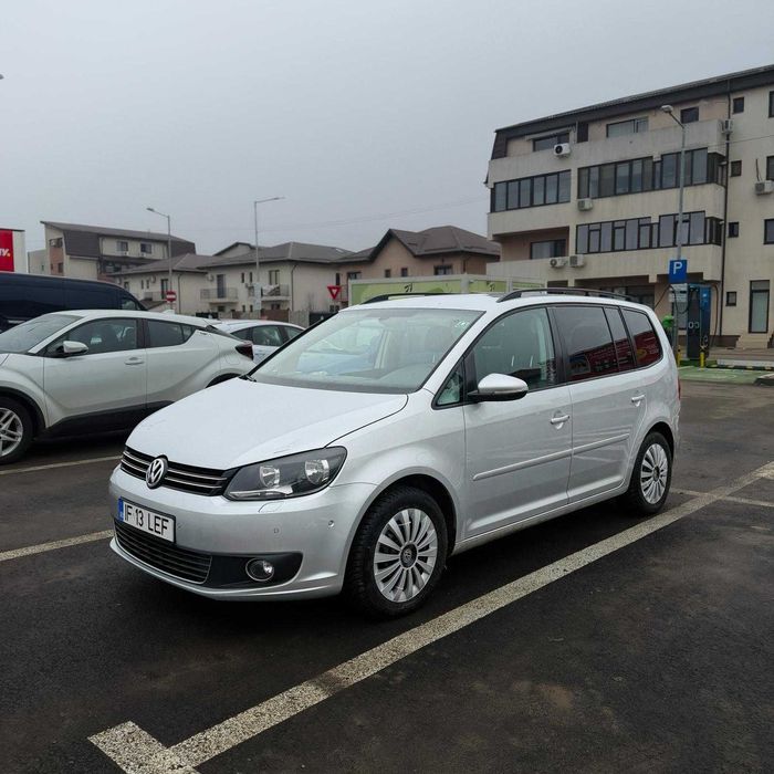 Volkswagen Touran 1.4 TSI 140 CP 2011