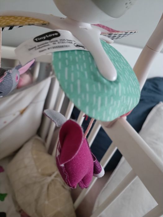 Музикална играчка за легло