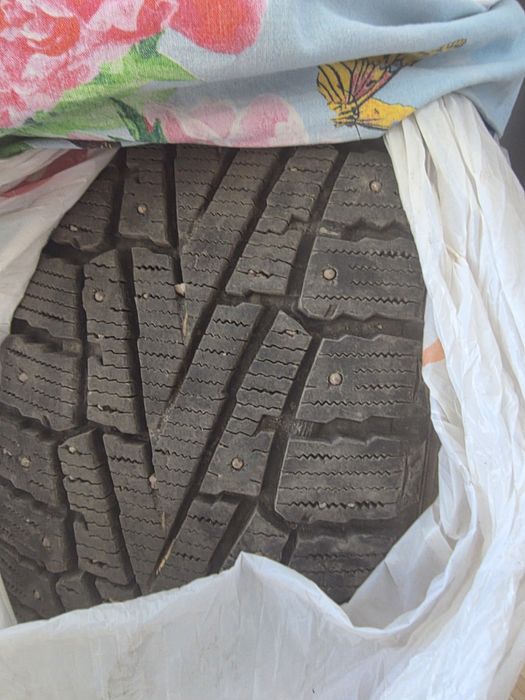 30 000 тг за комплект шин