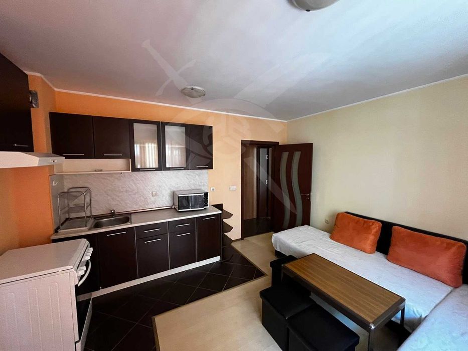 Продава се Двустаен апартамент в Пловдив, Южен - 65 кв.м за 1693 €/кв.м - Снимка #2